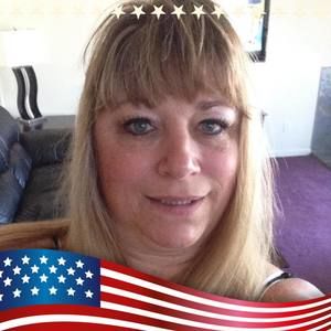 Meet your Posher, Shana